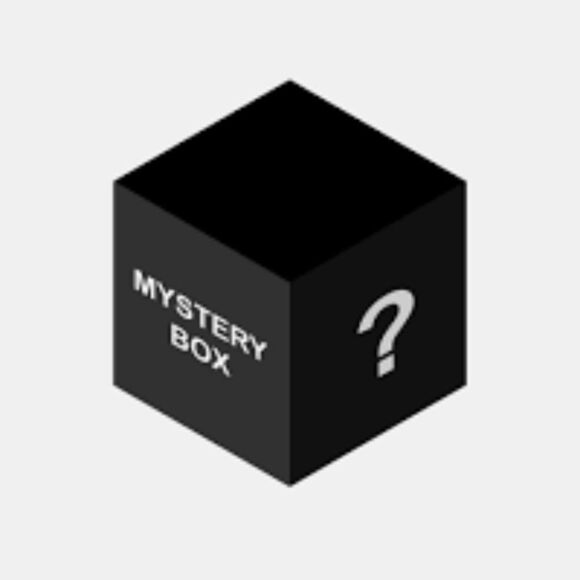 MENS Sweaters & Hoodies Mystery Box - Assortment of 4-7 Mens Sweaters & hoodies - Picture 1 of 1